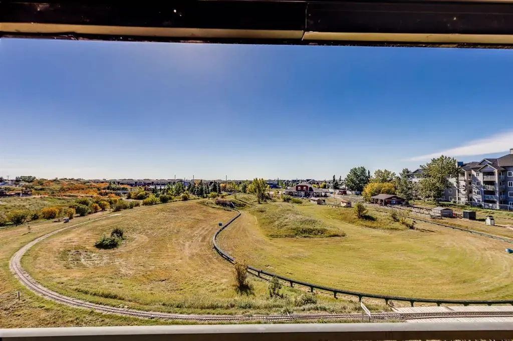 304 Mackenzie SW, #7308