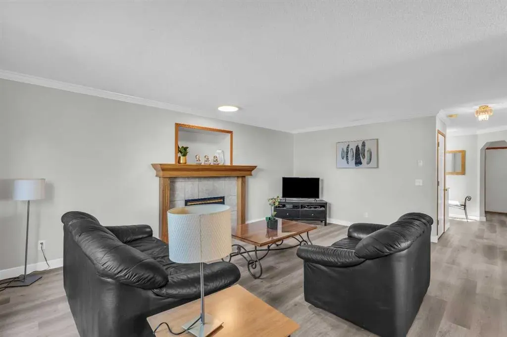 18562 Chaparral Manor SE