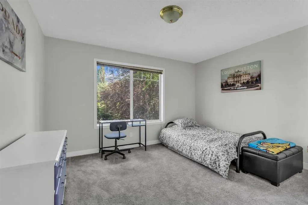 18562 Chaparral Manor SE