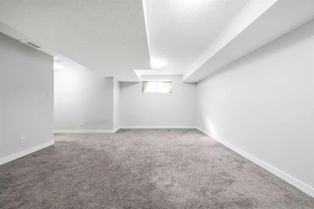 250 Sage Valley Road NW, #902