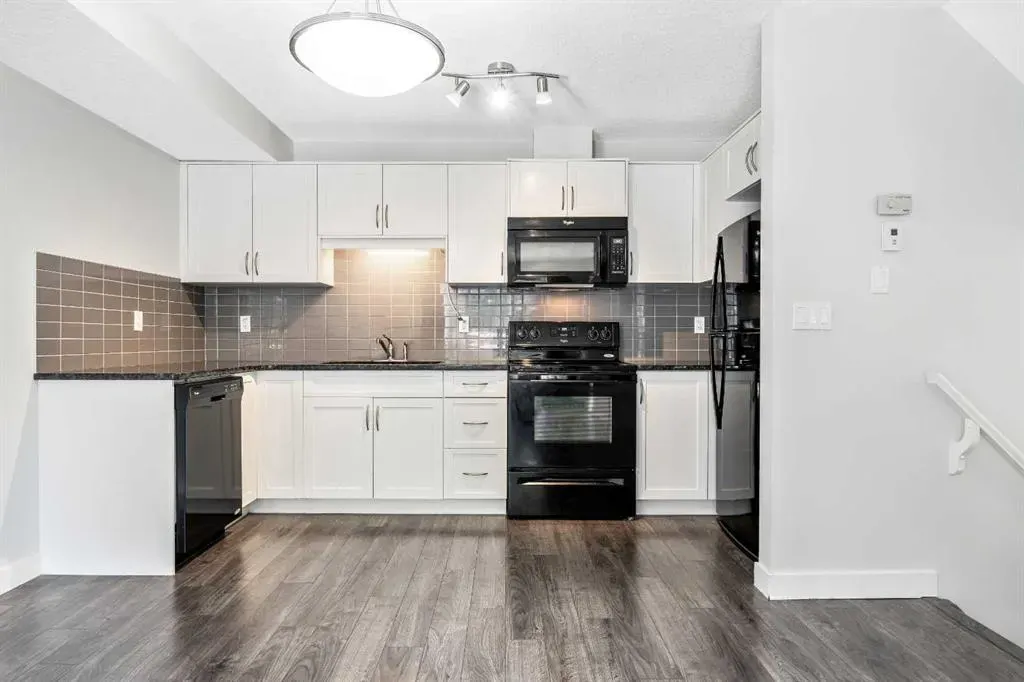 250 Sage Valley Road NW, #902
