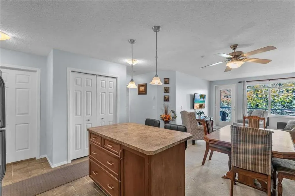 200 Community, #3208