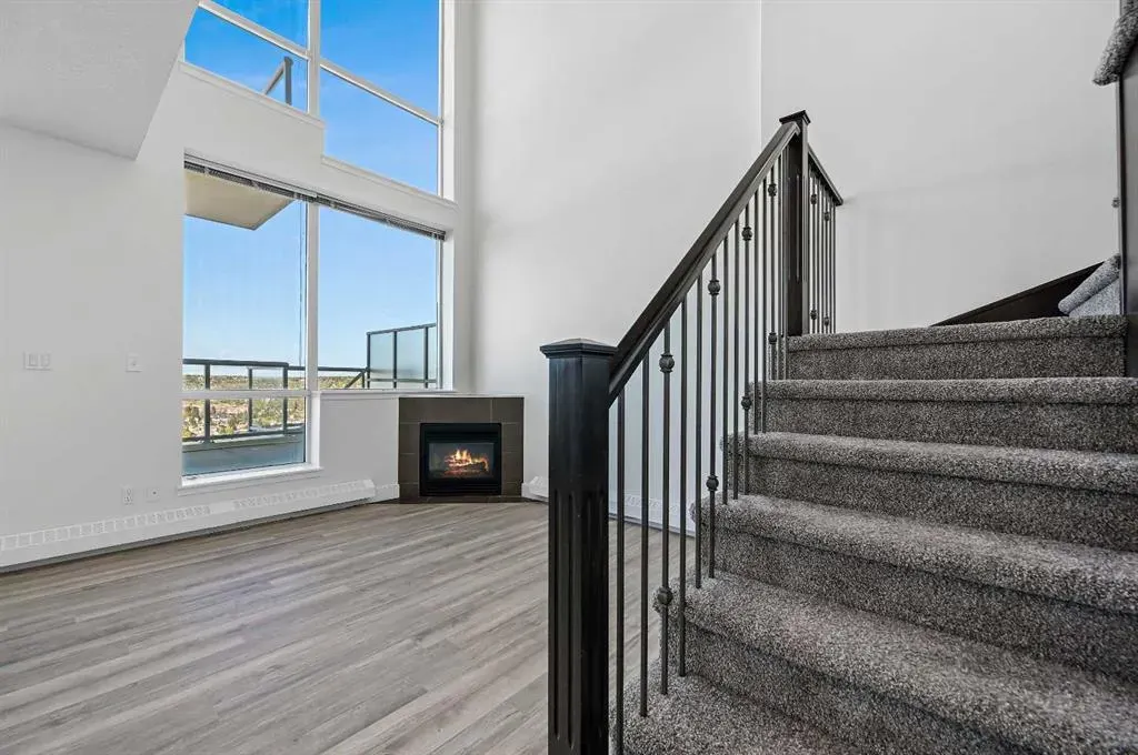 77 Spruce Place SW, #2404