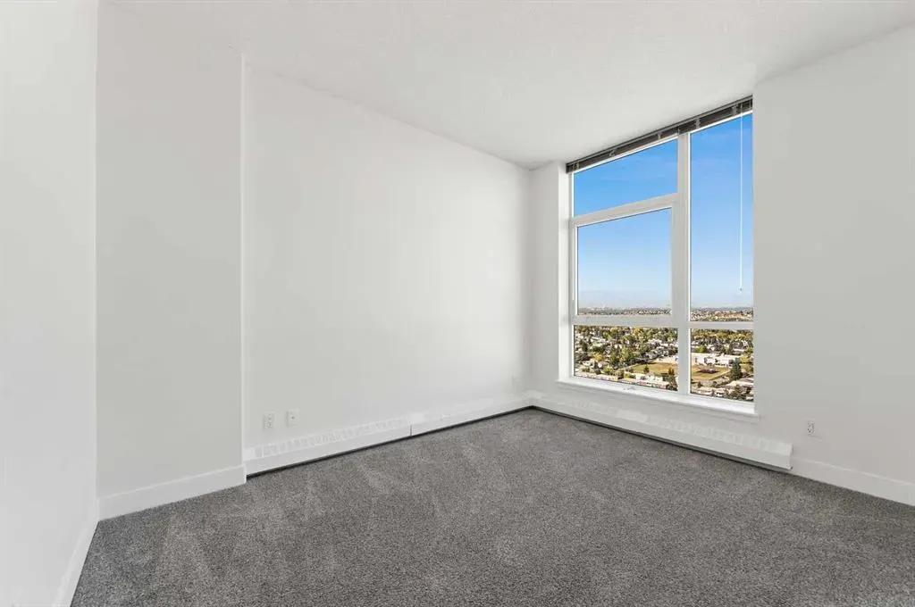 77 Spruce Place SW, #2404