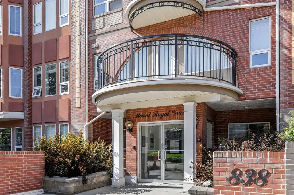 838 19 Avenue SW, #207