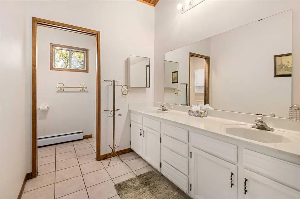 27403 Township Road 292