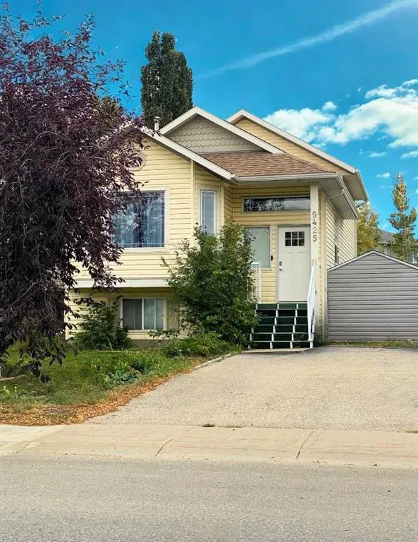 9425 Lakeland Drive