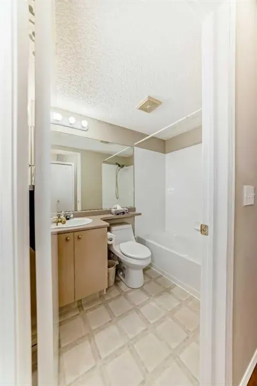 604 8 Street SW, #4201