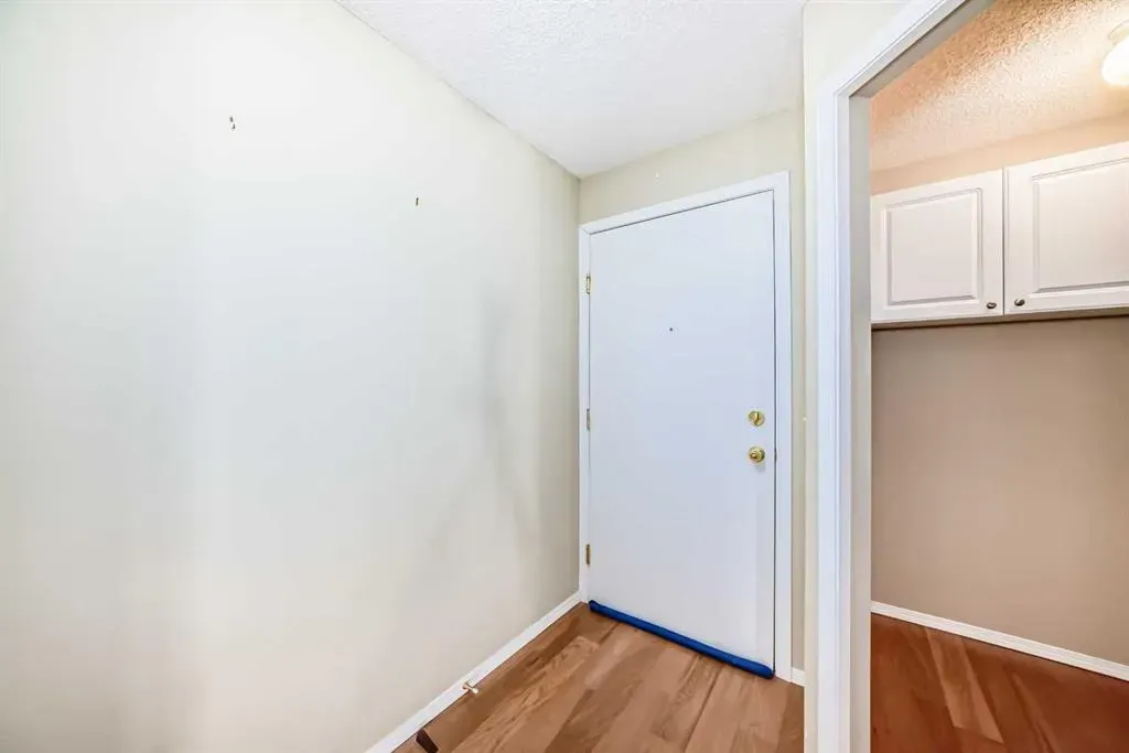 604 8 Street SW, #4201