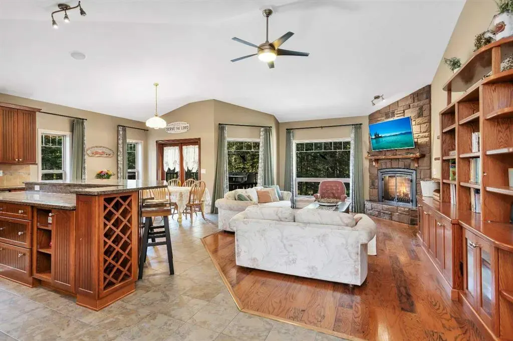 4147 Highway 587, #20