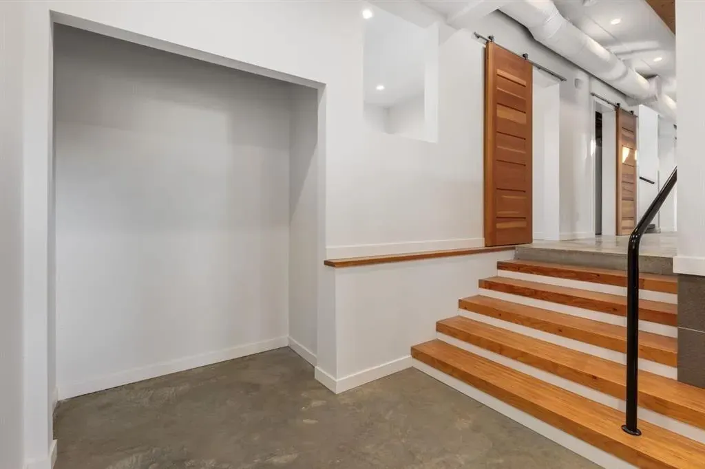 2 Deibert Close SW