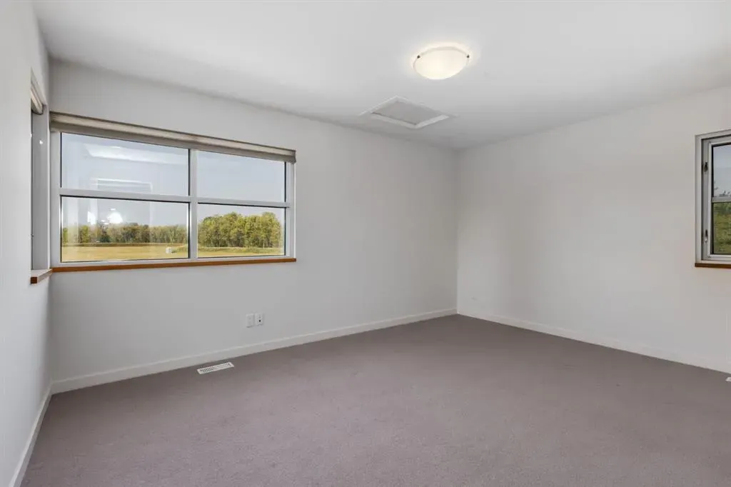 2 Deibert Close SW
