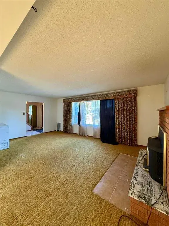 11027 Bradbury Drive SW