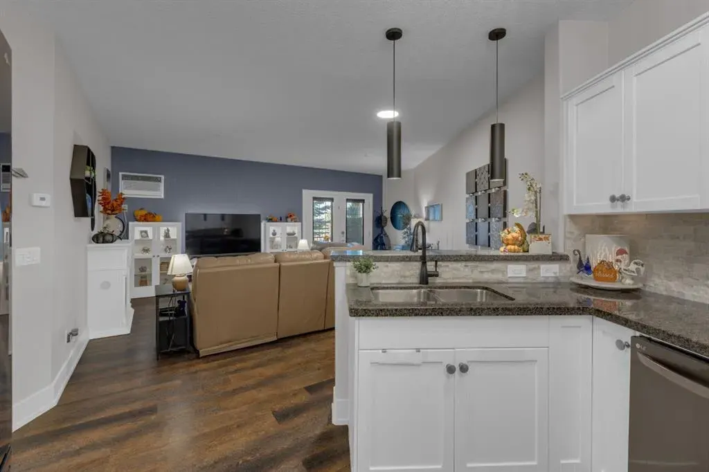 77 George Fox Trail, #113