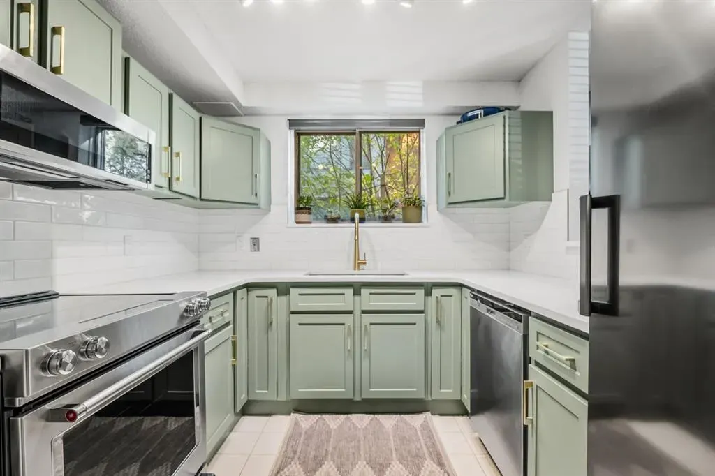 821 3 Avenue SW, #7