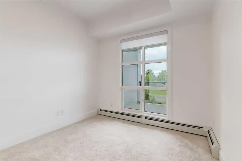 330 Dieppe Drive SW, #406