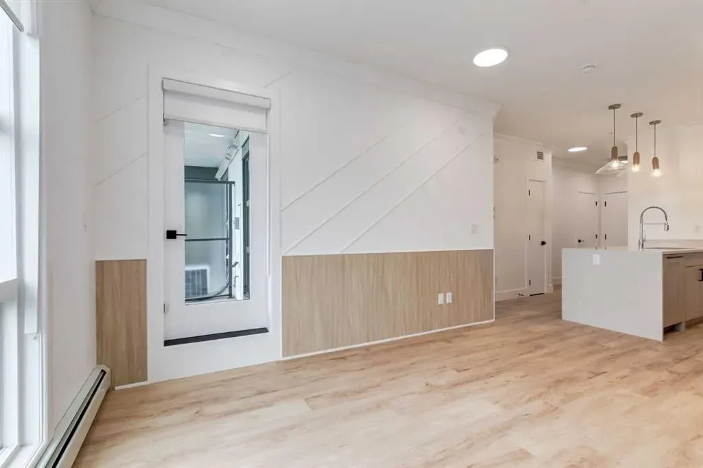330 Dieppe Drive SW, #406