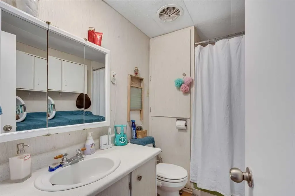 134 Village Way, #8