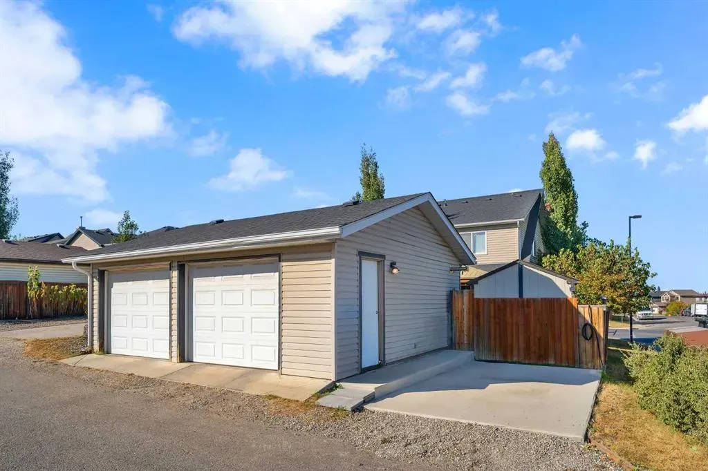 389 Sagewood Drive SW
