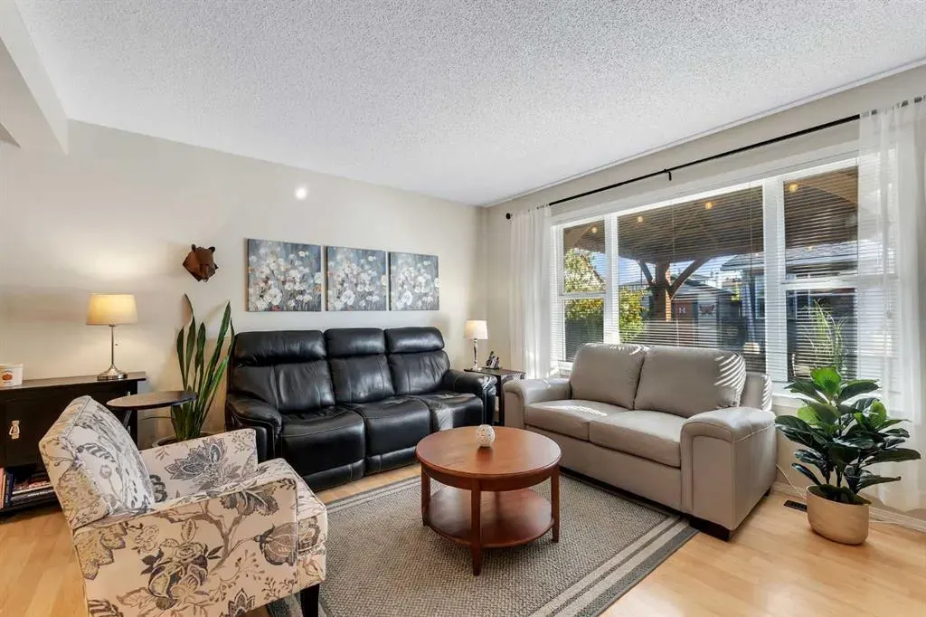 389 Sagewood Drive SW
