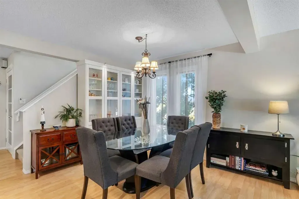 389 Sagewood Drive SW