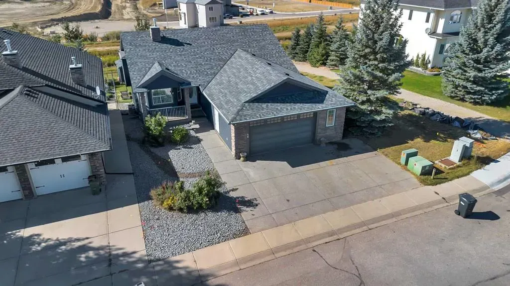 20 Hillcrest Boulevard
