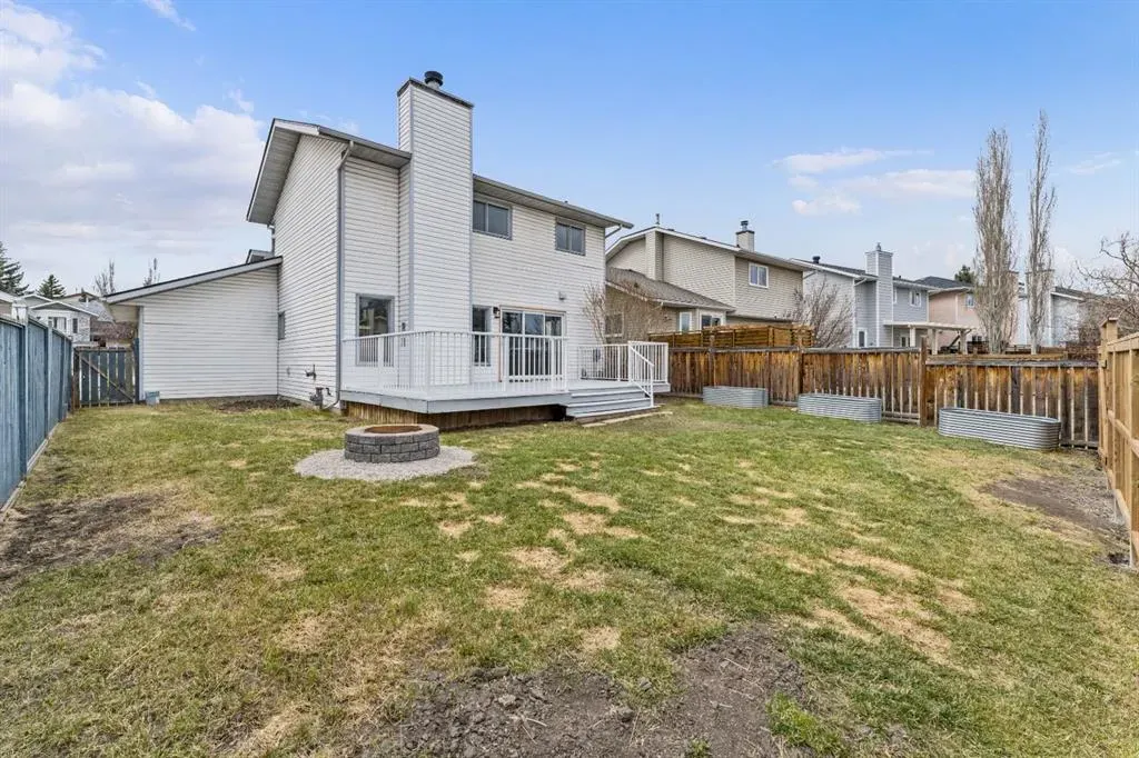 395 Millrise Drive SW
