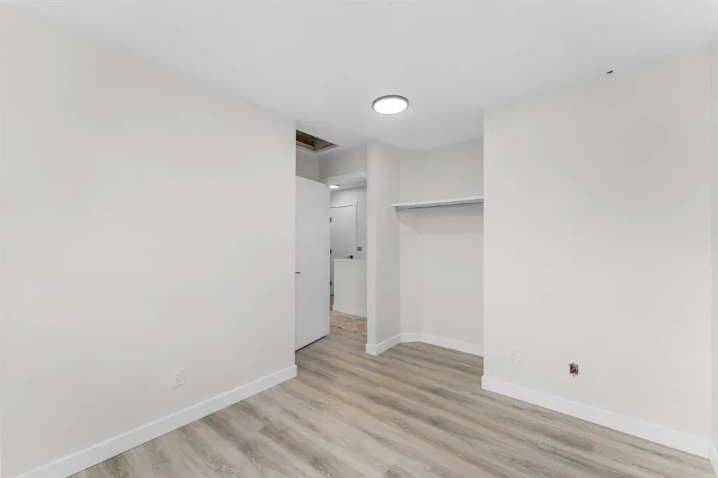 395 Millrise Drive SW