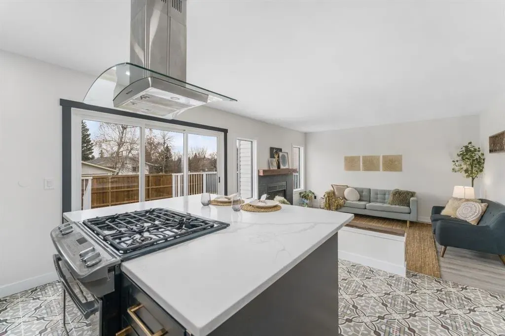 395 Millrise Drive SW