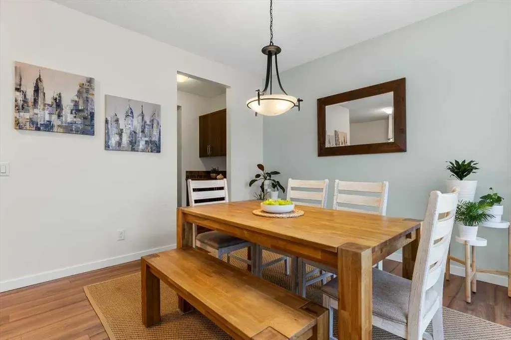 1303 New Brighton Park SE