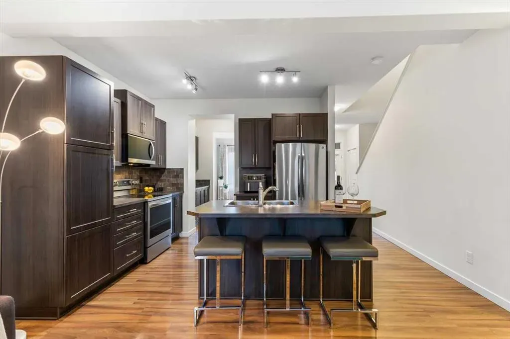 1303 New Brighton Park SE