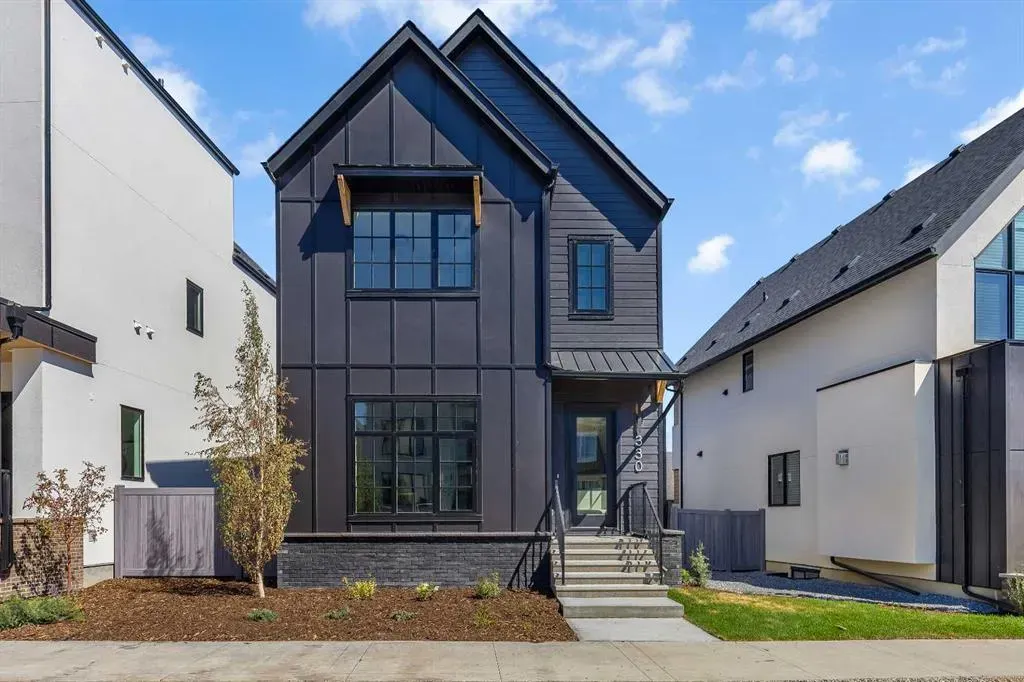 352 Normandy Drive SW