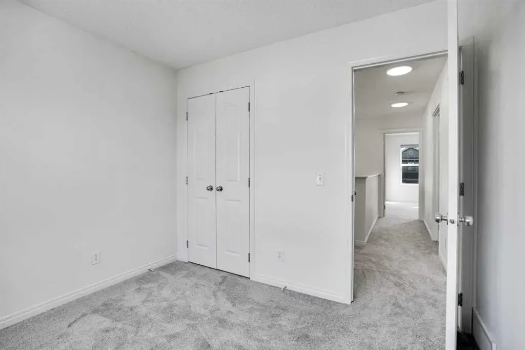 201 Copperstone Terrace SE