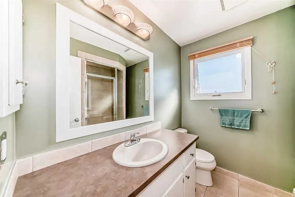 28 Woodfield Court SW