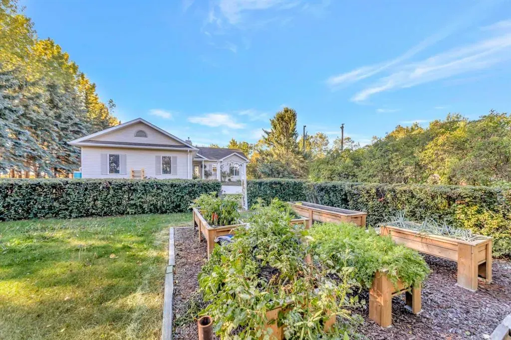 10077 TWP RD 520