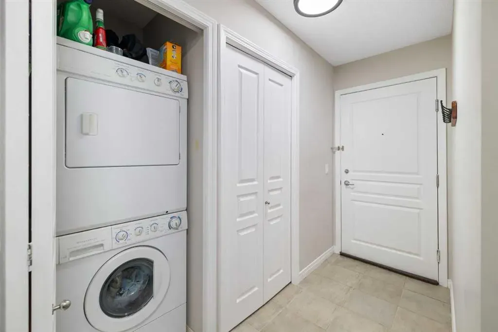 22 Richard Place SW, #141