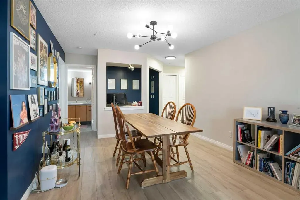 22 Richard Place SW, #141