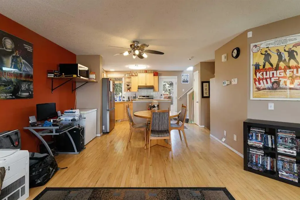 248 Prestwick Avenue SE