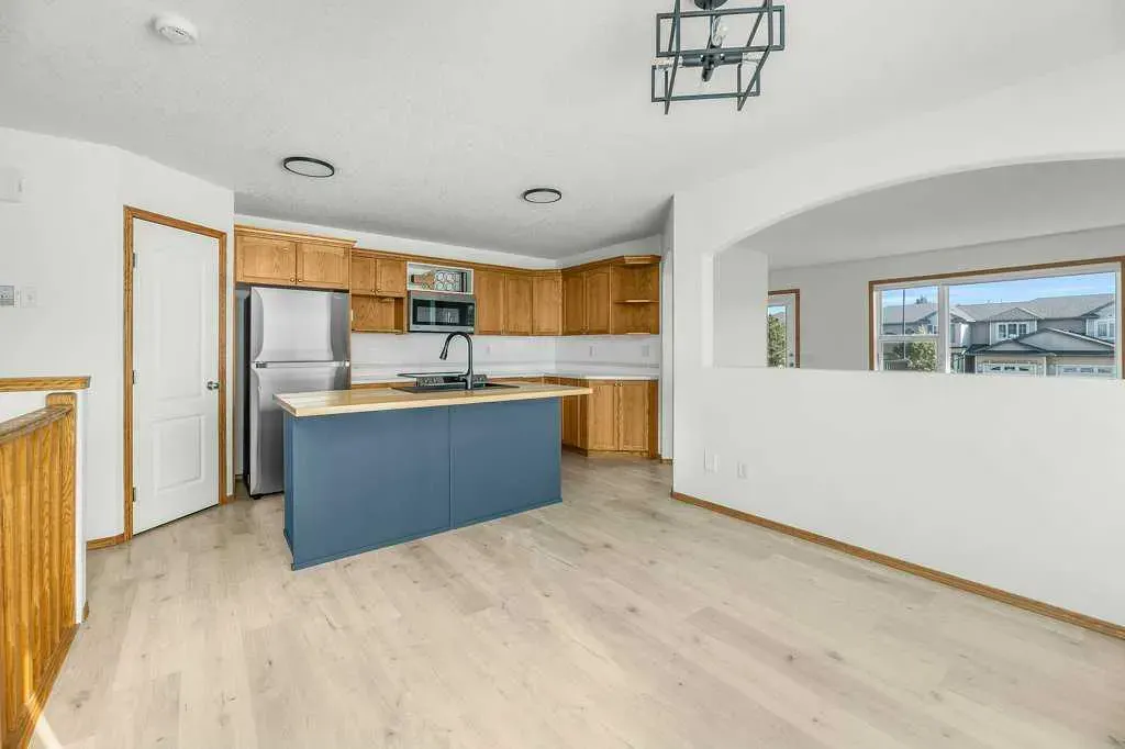 6220 Orr Drive, #112