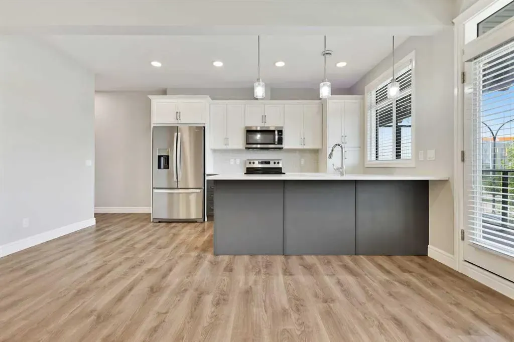 19617 45 Street SE