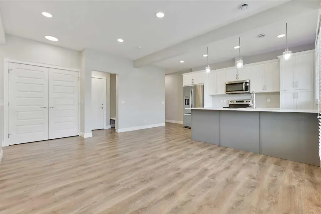 19617 45 Street SE