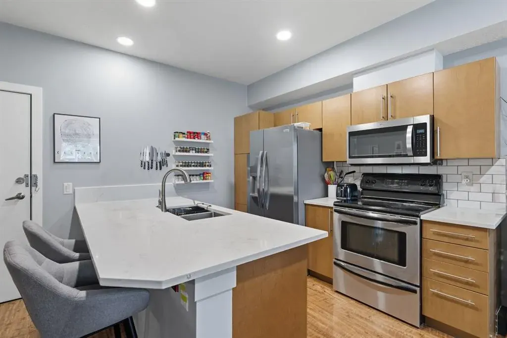 2307 14 Street SW, #207