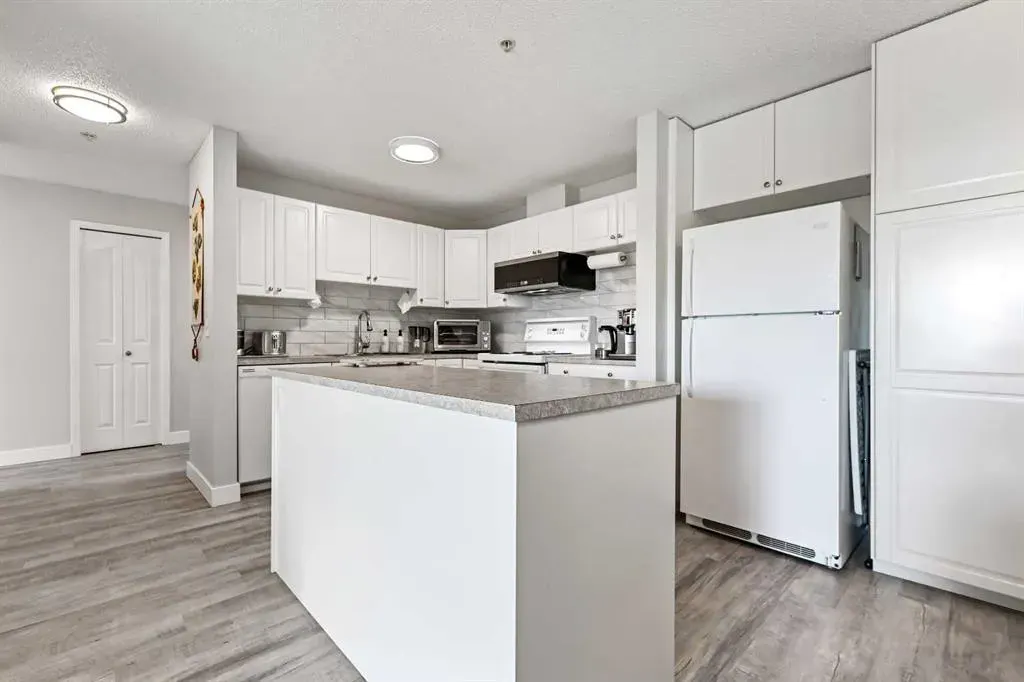 6000 Somervale Court SW, #308
