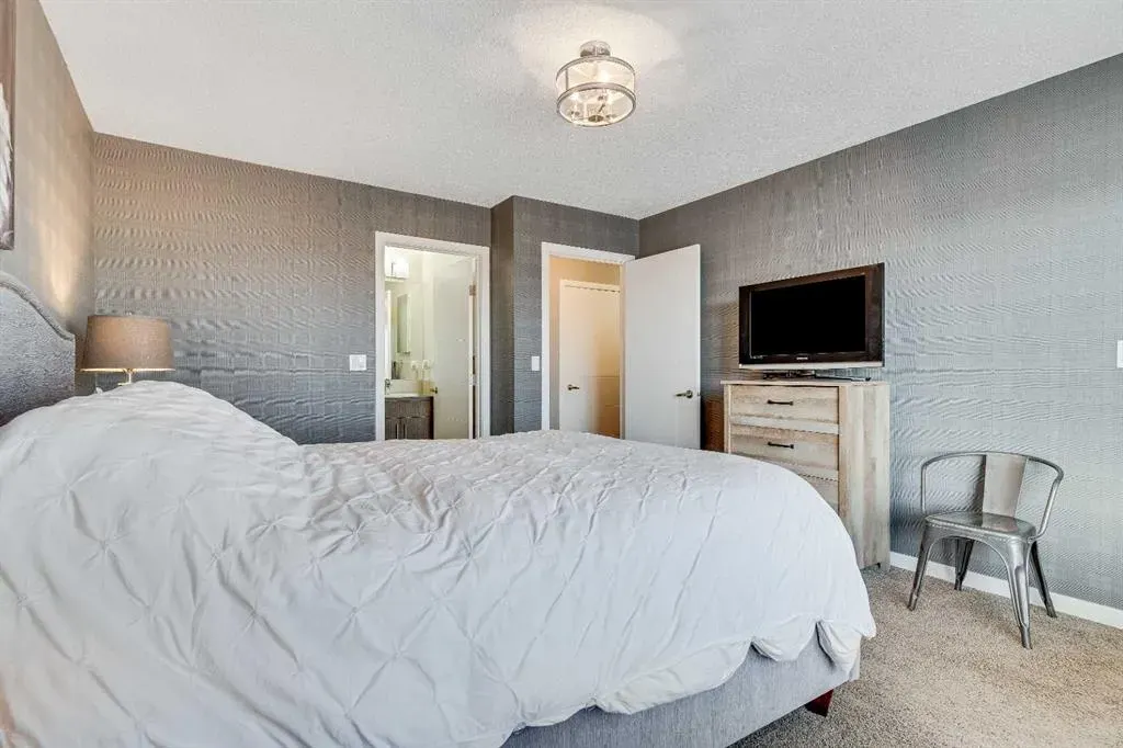 297 Mahogany Boulevard SE