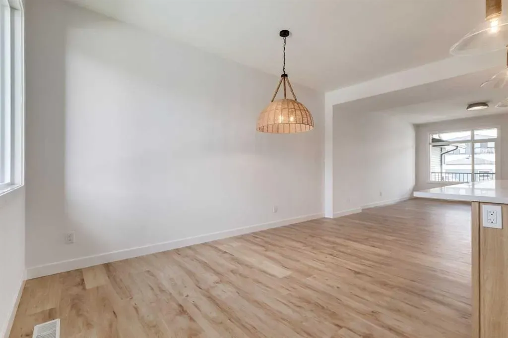 265 Cobblestone Gate