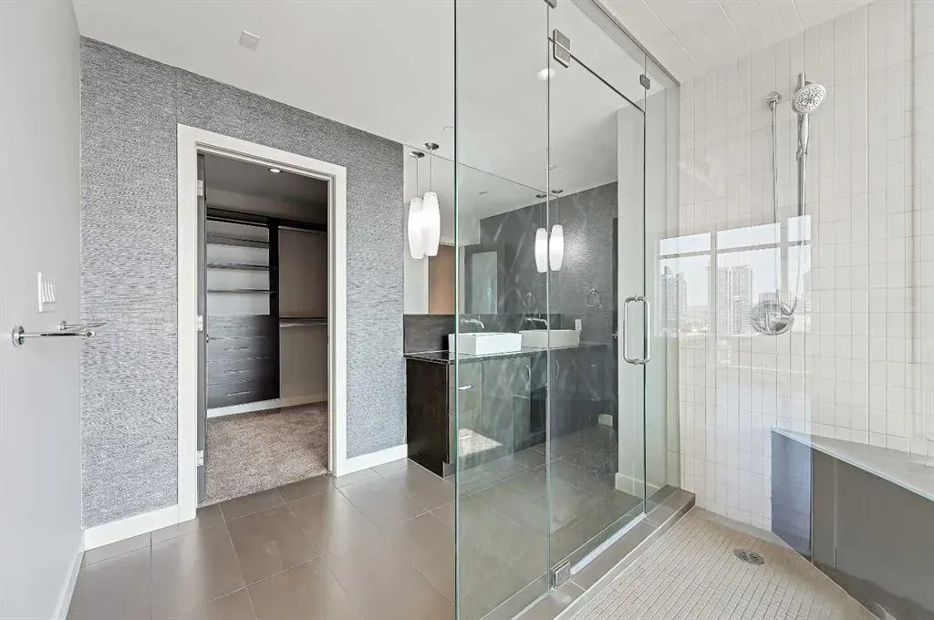 530 12 Avenue SW, #1401