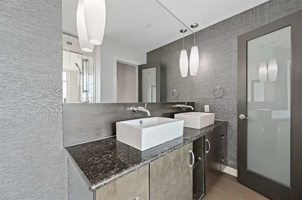 530 12 Avenue SW, #1401