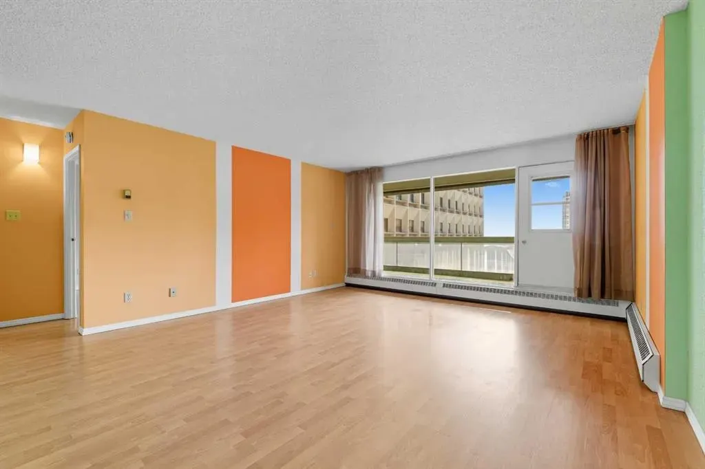 221 6 Avenue SE, #1707