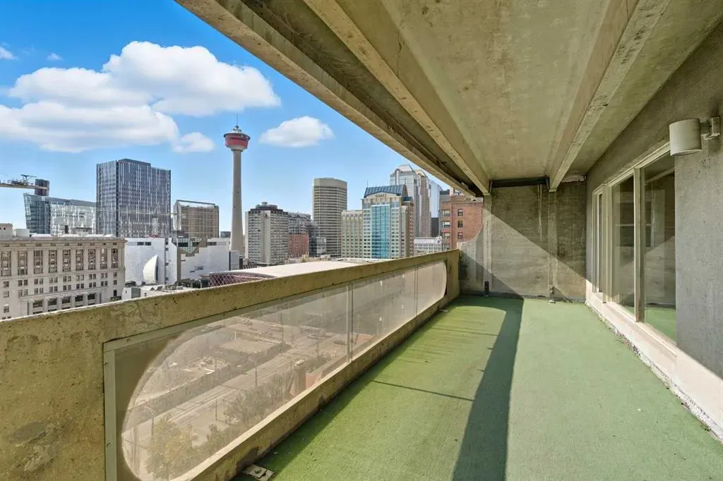 221 6 Avenue SE, #1707