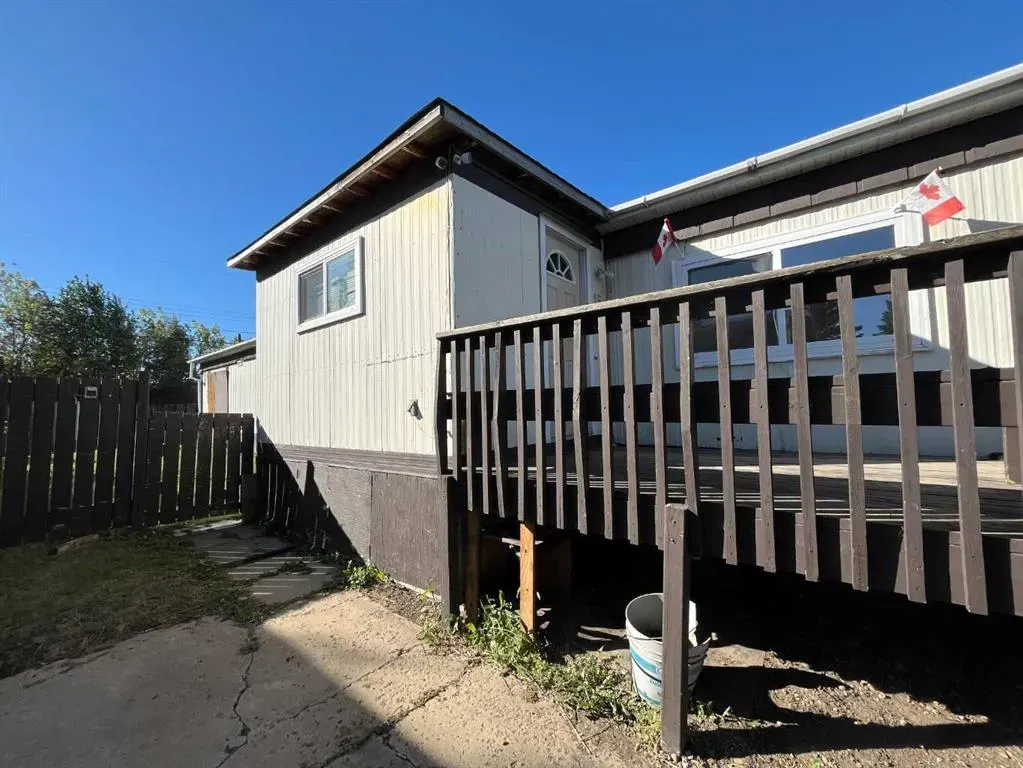 4802 54 Avenue, #15